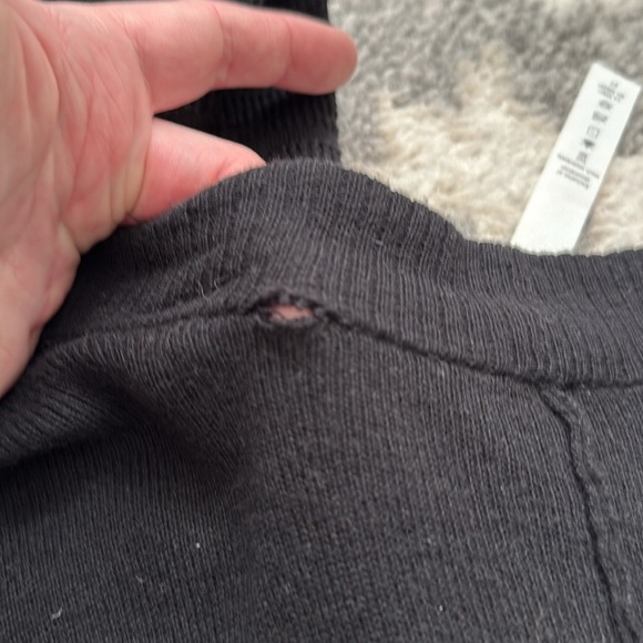 Lululemon Black Sweater - Picture 9 of 10